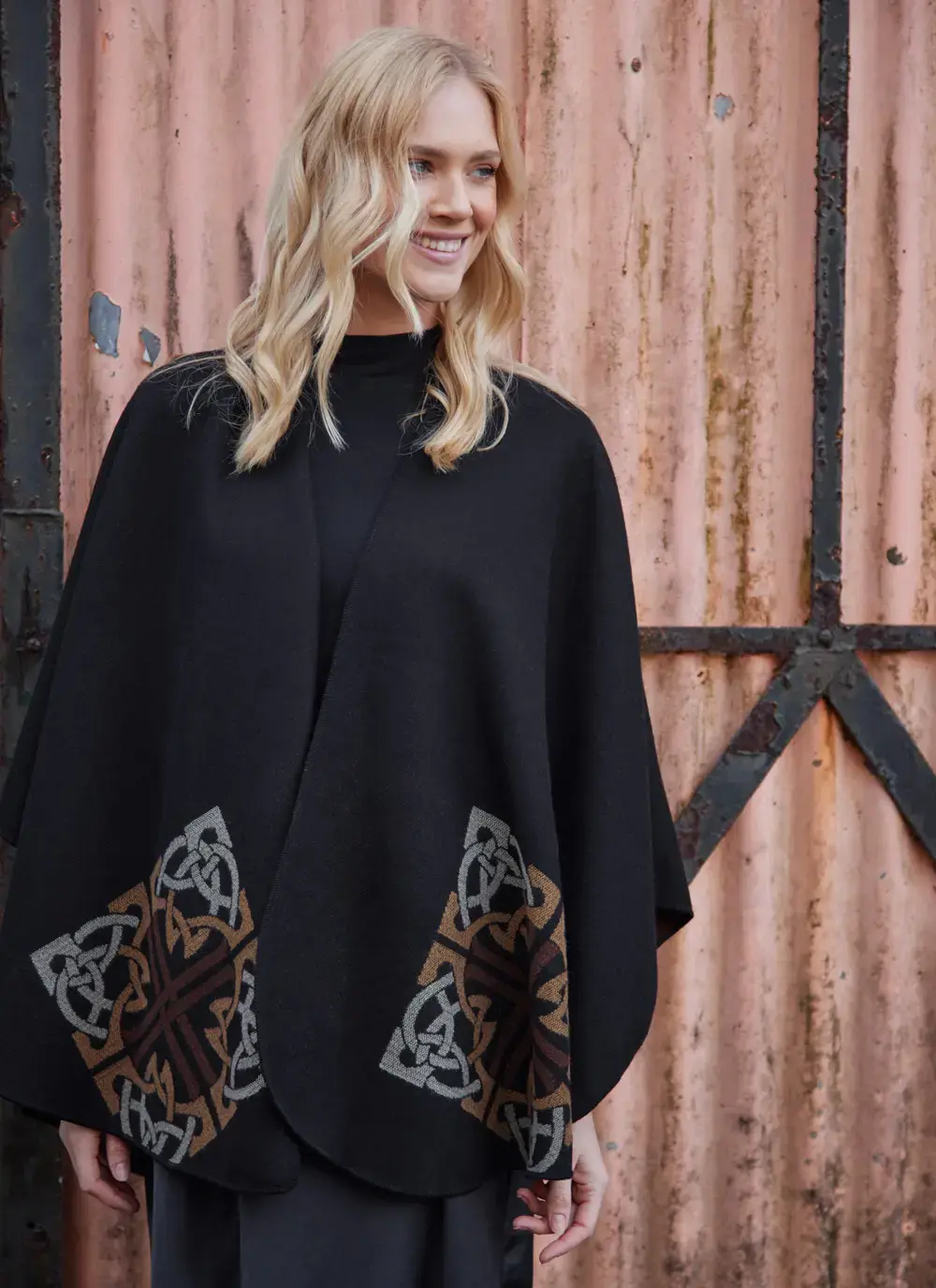 Trinity Celtic Knot Wrap 